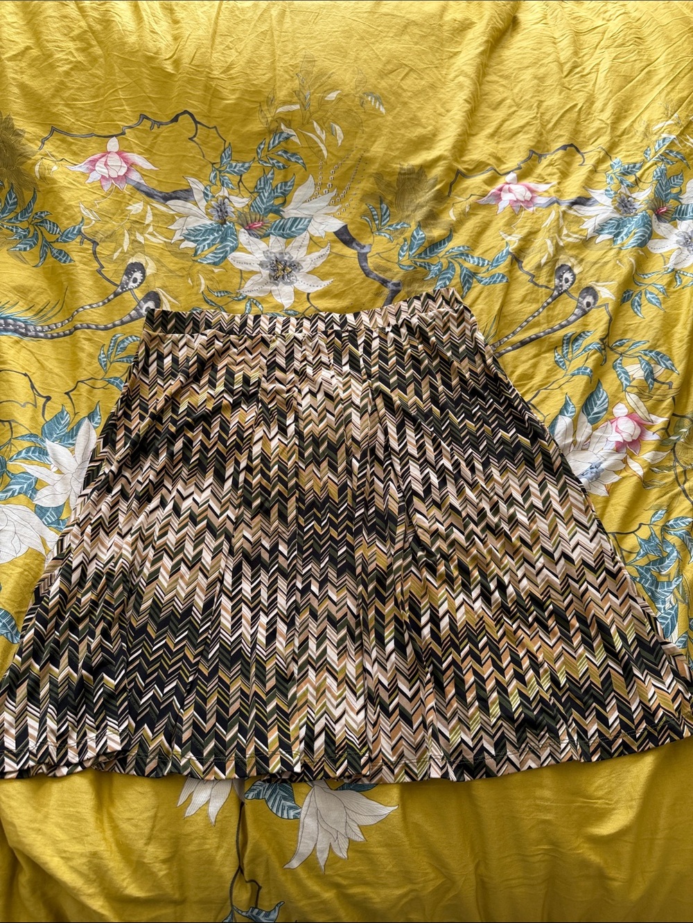 Pleated Chevron A-Line Skirt in Black and Tan
